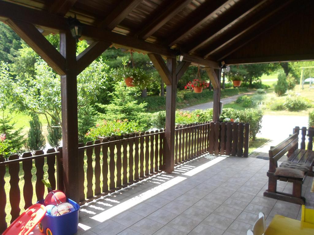 House Petra Lägenhet Rakovica Exteriör bild