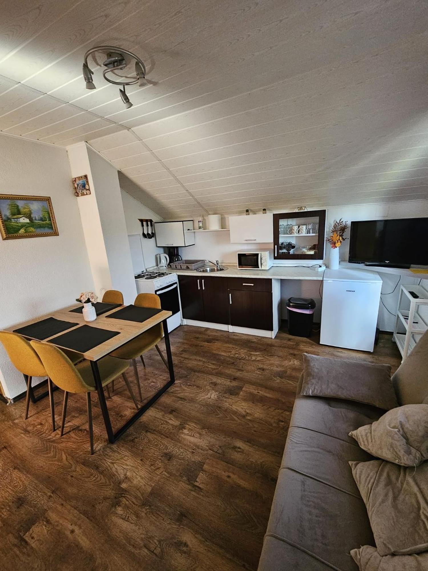 House Petra Lägenhet Rakovica Exteriör bild