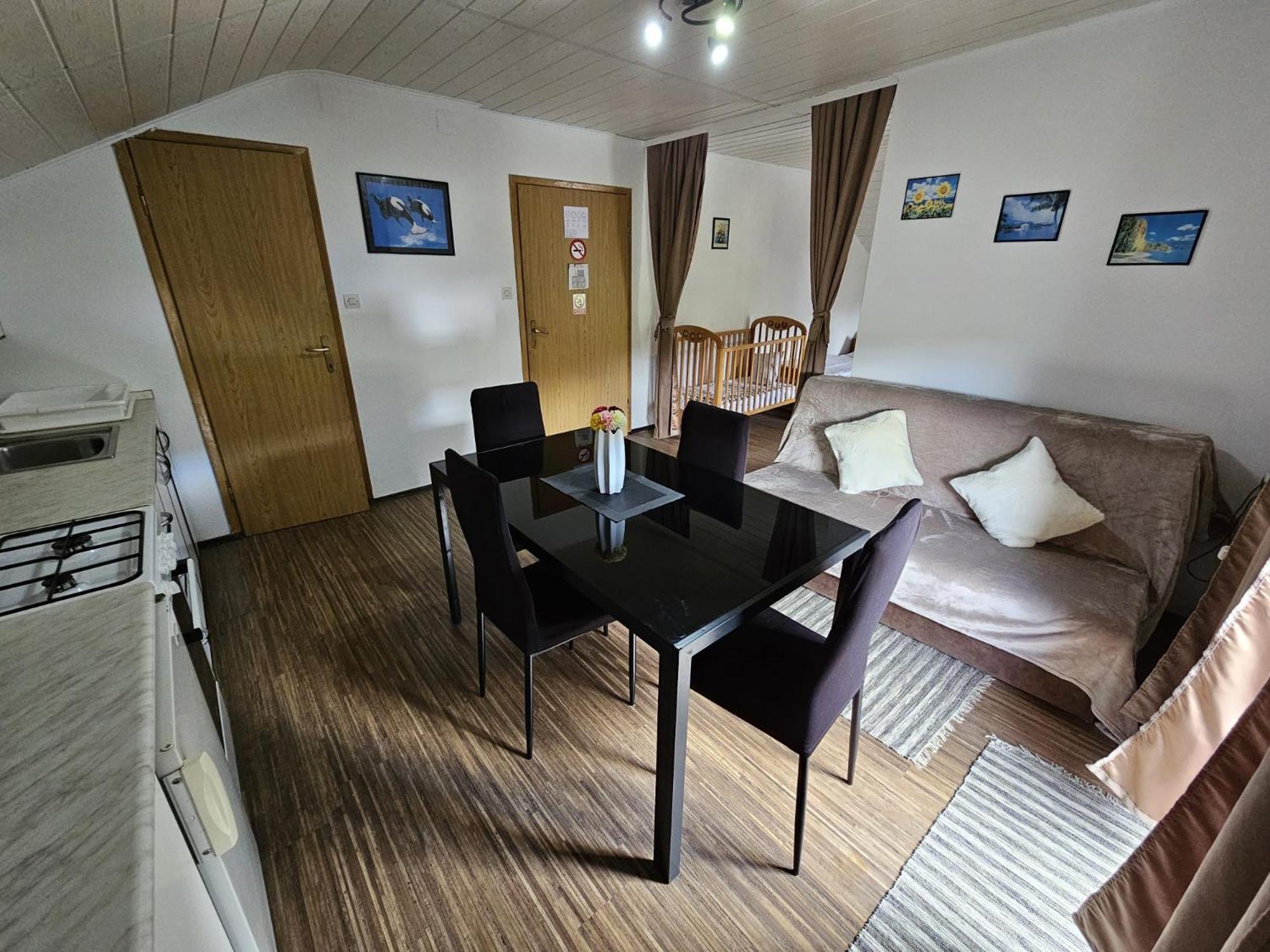 House Petra Lägenhet Rakovica Exteriör bild