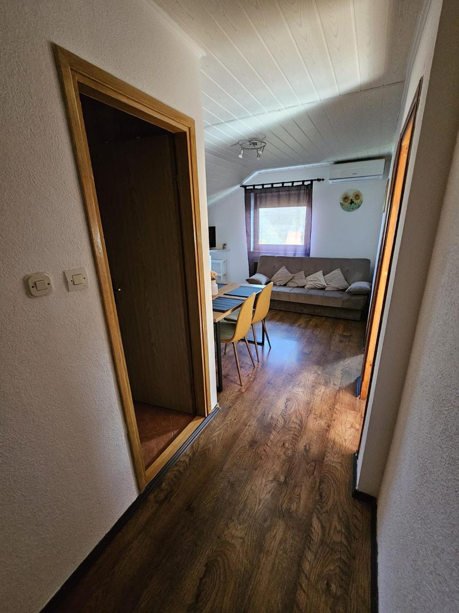 House Petra Lägenhet Rakovica Exteriör bild