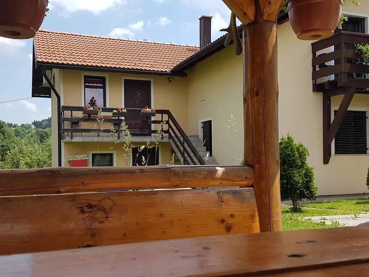 House Petra Lägenhet Rakovica Exteriör bild